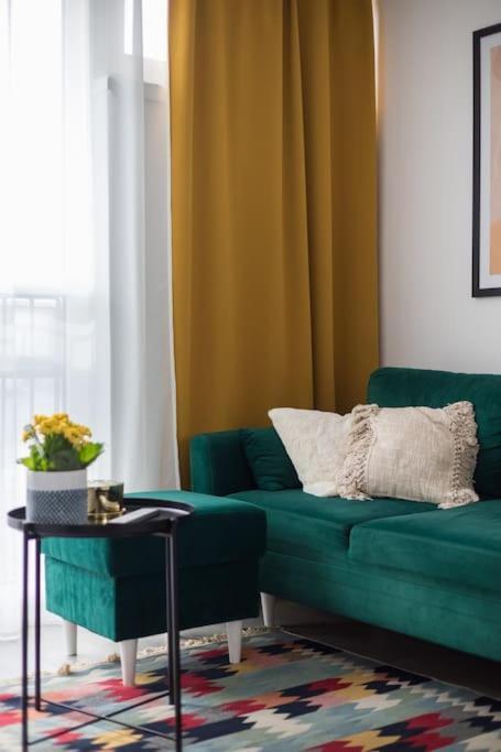 Specious City Center Studio With Park View Warsaw Ngoại thất bức ảnh